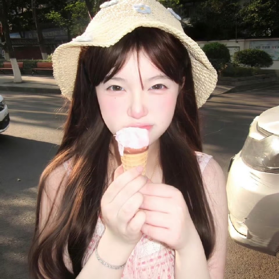 Fancy Ice Cream Cupcakes